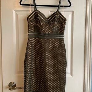 GUESS - SMALL - MINI - OLIVE GREEN/TAN BODYCON DRESS